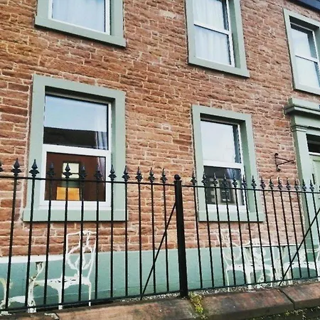 Abbey House 4*