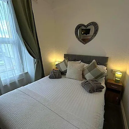 Abbey House بنريث