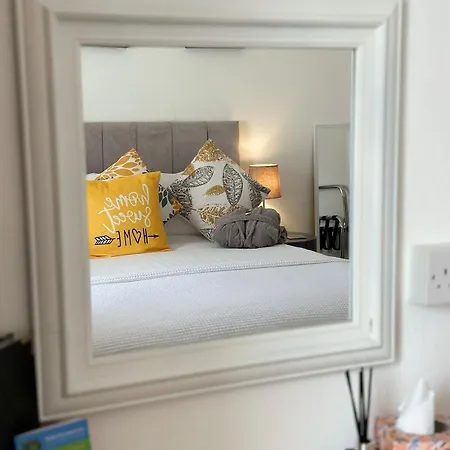 Abbey House Bed & Breakfast