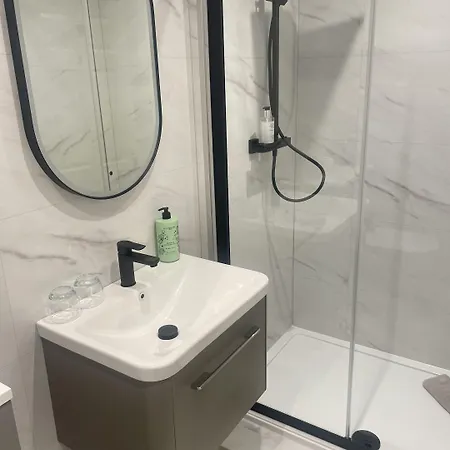 Abbey House 4*